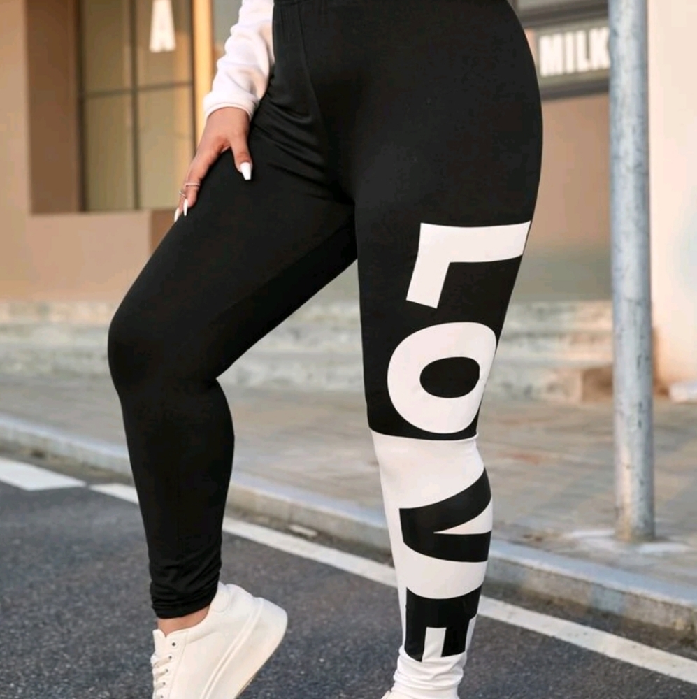 Black LOVE Leggings (20)